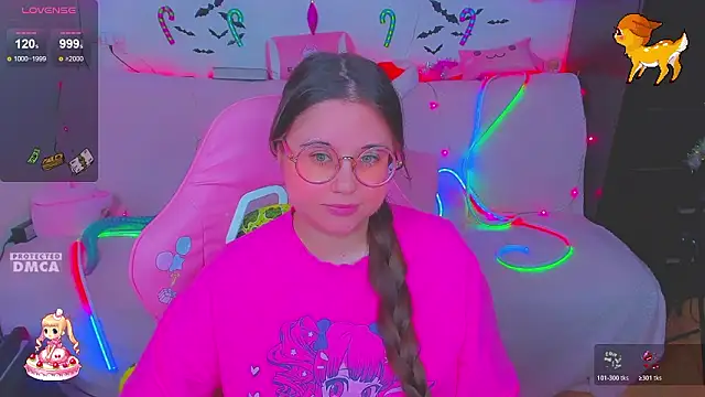 Lolisuccub's cam snapshot