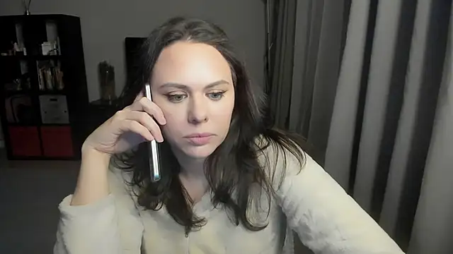 MollyCheiz's cam snapshot