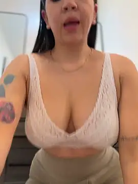 Gringo_XXX_Latina's cam snapshot