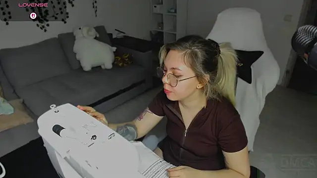 SpecterGirl's cam snapshot