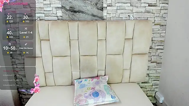 Celesste_doll's cam snapshot