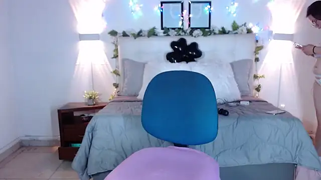 Megan_05_'s cam snapshot