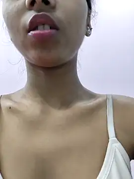 Noor-09-'s cam snapshot