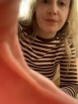 Littlelolo60 live sex cam