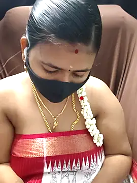 Tamil_Lotus's cam snapshot