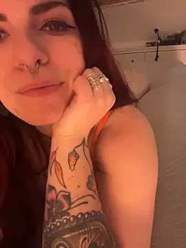 LunaMoongirl live sex cam