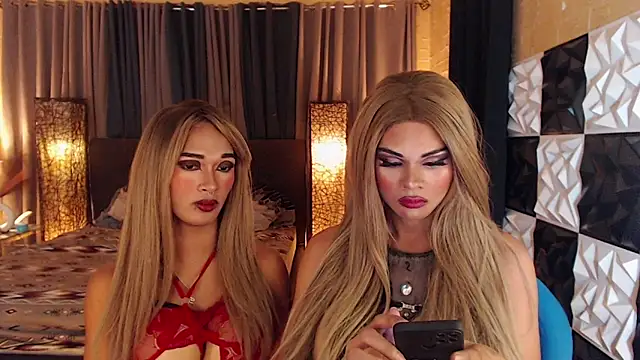 EllahEmperialTS live sex cam