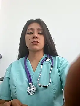 CAROLINE__07's cam snapshot