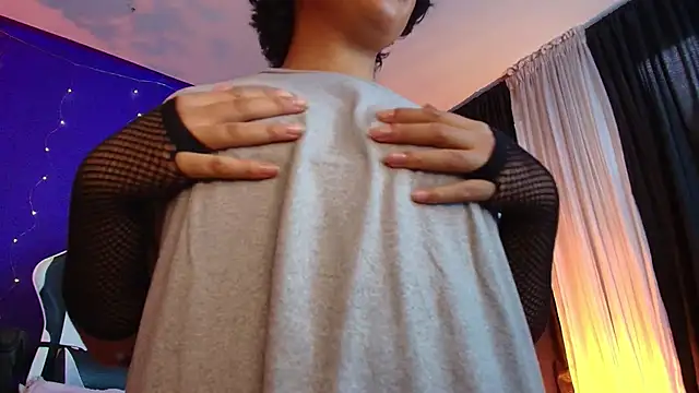 Emmapark_'s cam snapshot