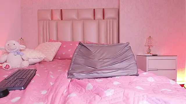 alanarose18's cam snapshot