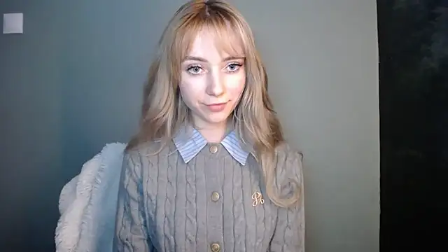 LuciaYoung's cam snapshot