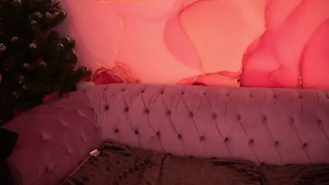 MagicPeachh_'s cam snapshot