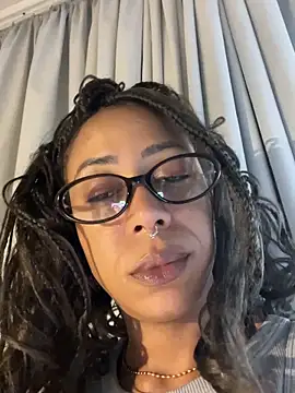 dianagolley420's cam snapshot