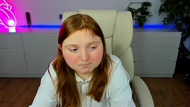 KattyRose8's cam snapshot