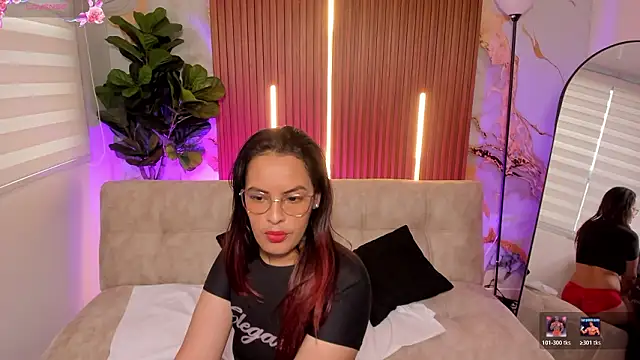 Amanda_Ruiz_'s cam snapshot