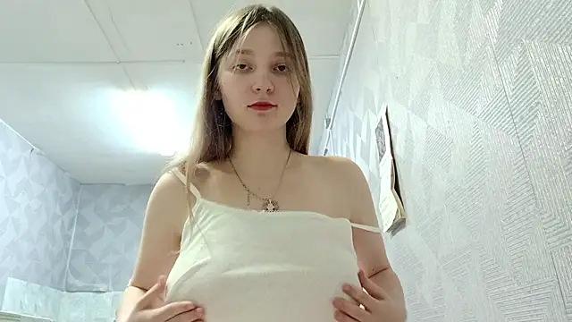 KateClarky's cam snapshot