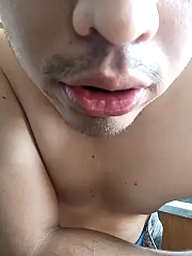 Hunterx16 live sex cam