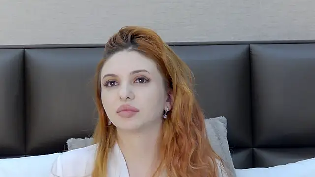 FoxyJoy's cam snapshot