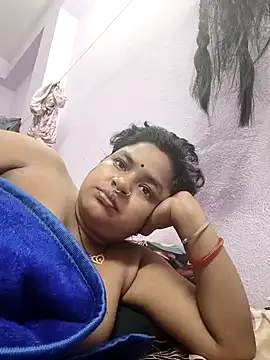 Deborbhavi222's cam snapshot