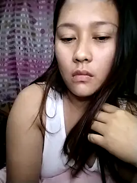 pretty_me092121's cam snapshot