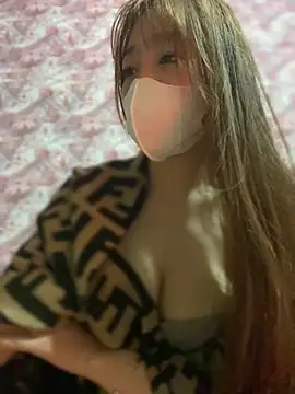 kitty-20x's cam snapshot