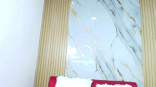 Luluu_08 live sex cam