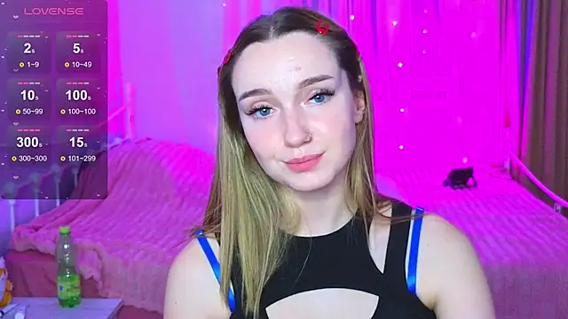 Wild_Sophie_'s cam snapshot