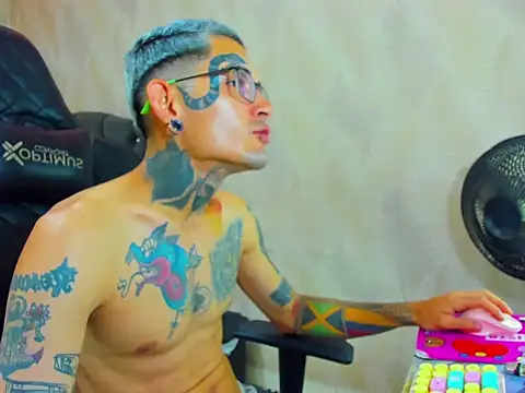 Boy_tatto77's cam snapshot