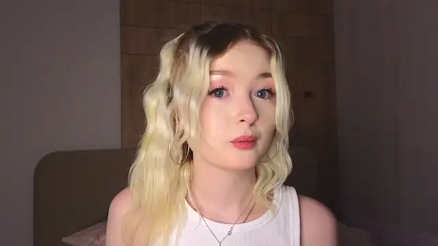 minigirl's cam snapshot