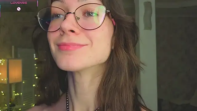 ReneeLippeatt's cam snapshot