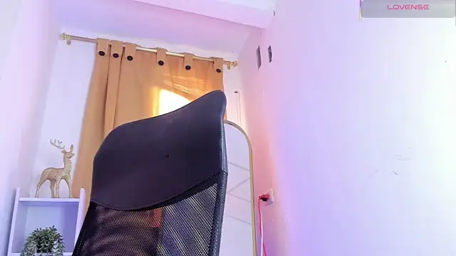 Victoriia_Xx's cam snapshot