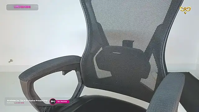 Bosombee's cam snapshot