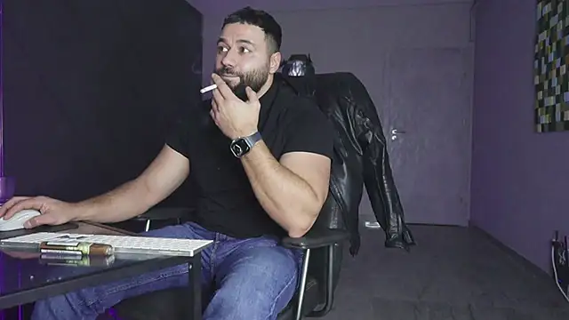 mattmasterss live sex cam