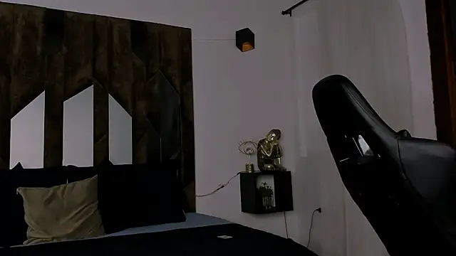 Ostin_Saints's cam snapshot