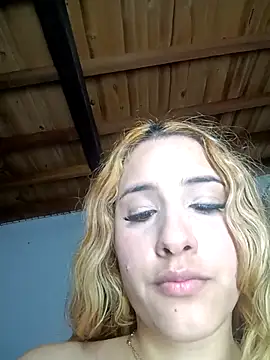 Nicolle_Milf's cam snapshot