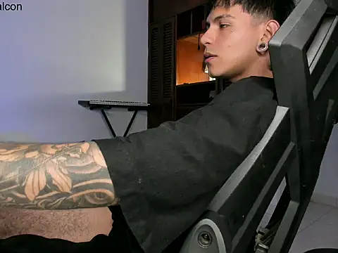 Austin_falcon's cam snapshot