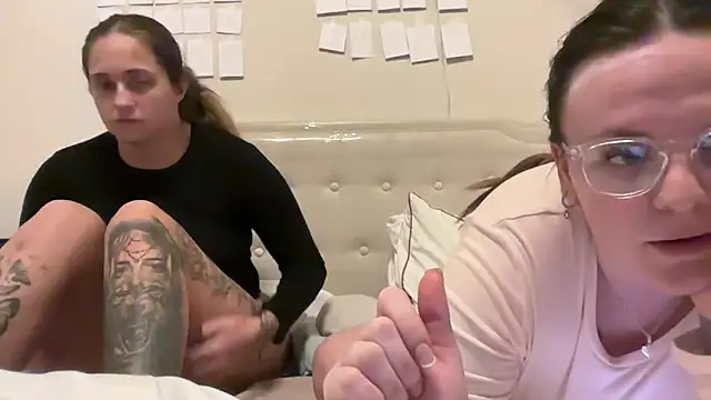 Sexyyduoxx live sex cam