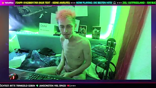 VelvetRise's cam snapshot