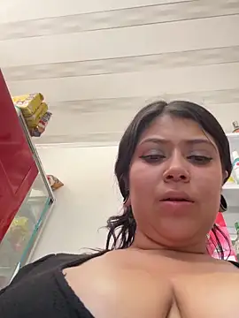 emilyjohanson live sex cam