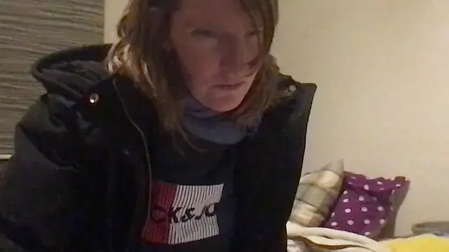 MeluaMauritius's cam snapshot