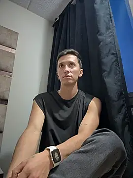 Thiago_jones live sex cam