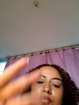 curly_girl_31 live sex cam