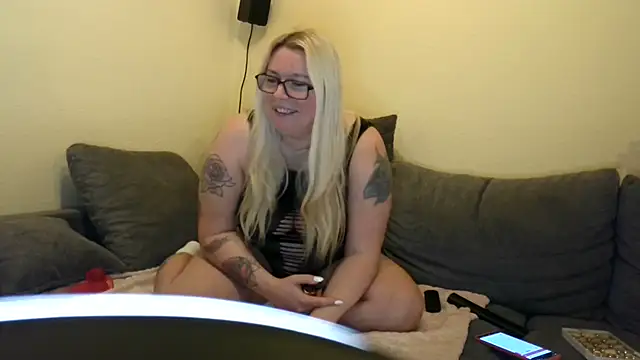 SweetButterflyKiss's cam snapshot