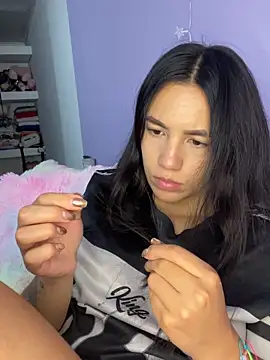 Marianahb-e's cam snapshot