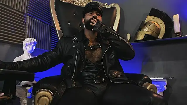 BeardAndrew live sex cam