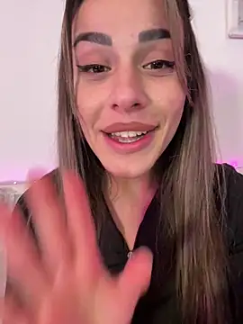 -Alisa's cam snapshot