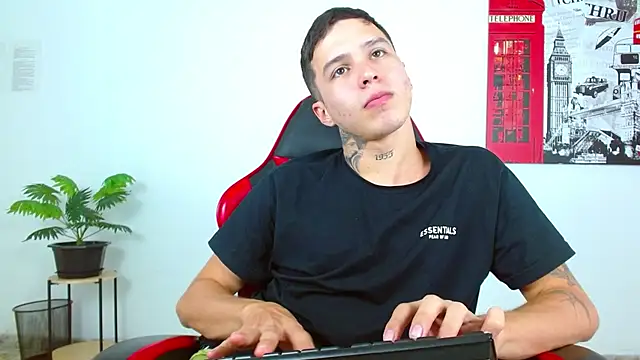 Cumandres18's cam snapshot