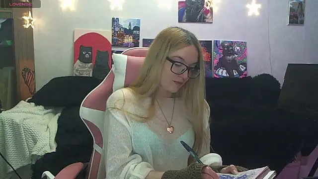 SecretSophia's cam snapshot