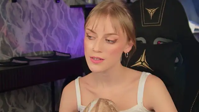 KiraMontoya's cam snapshot