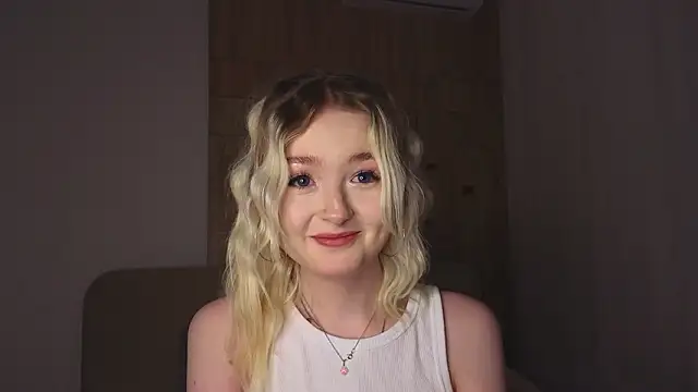 minigirl's cam snapshot